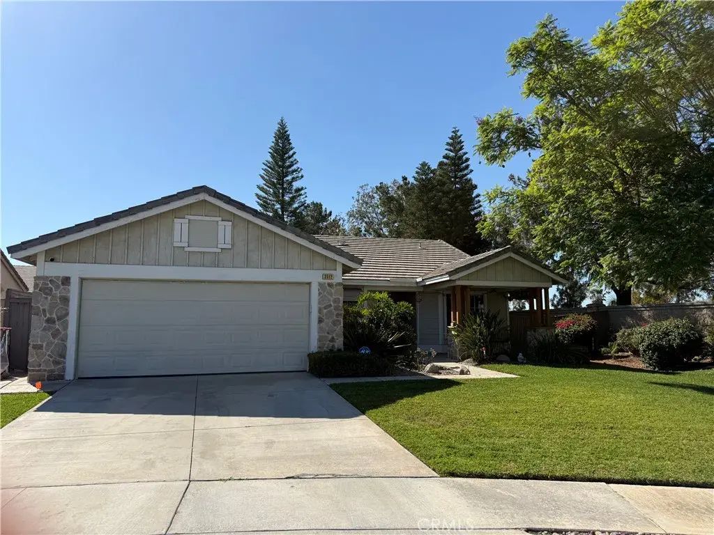 3512 Lehigh, Corona