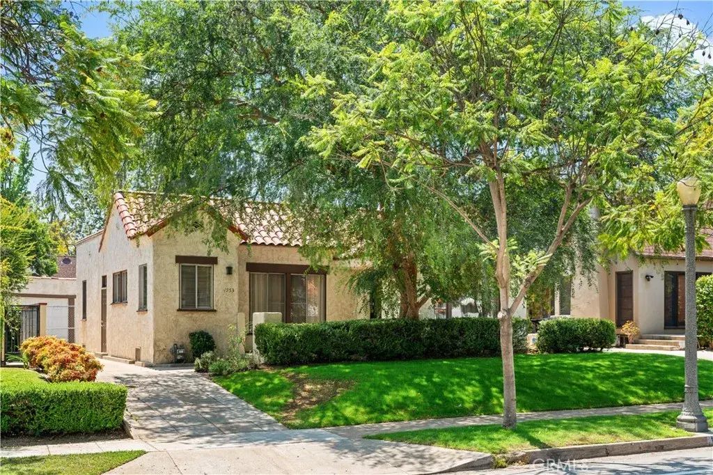 1953 S Los Robles, San Marino