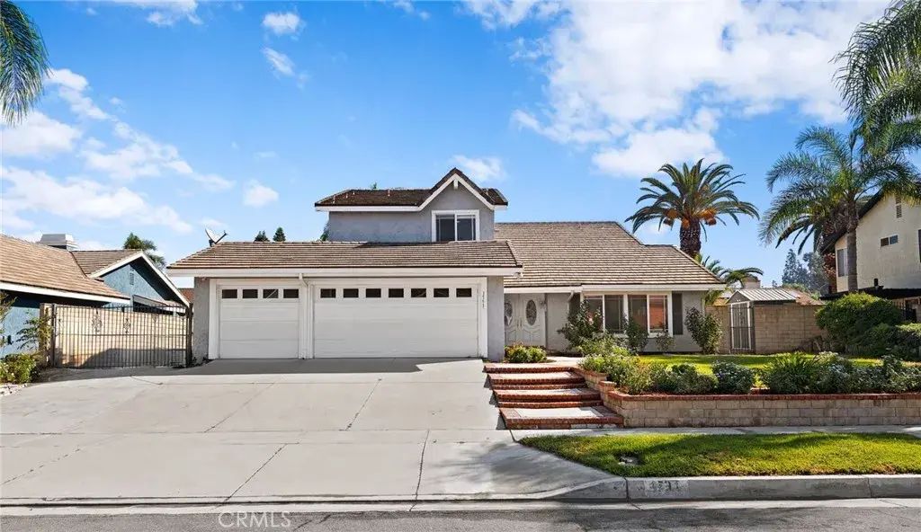 1791 Greenview, Corona