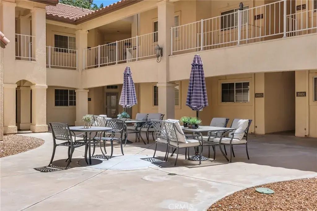 19119 Palo Verde Drive, Apple Valley