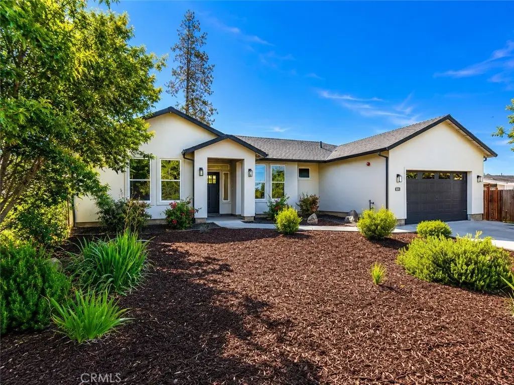 5700 Newland Road, Paradise