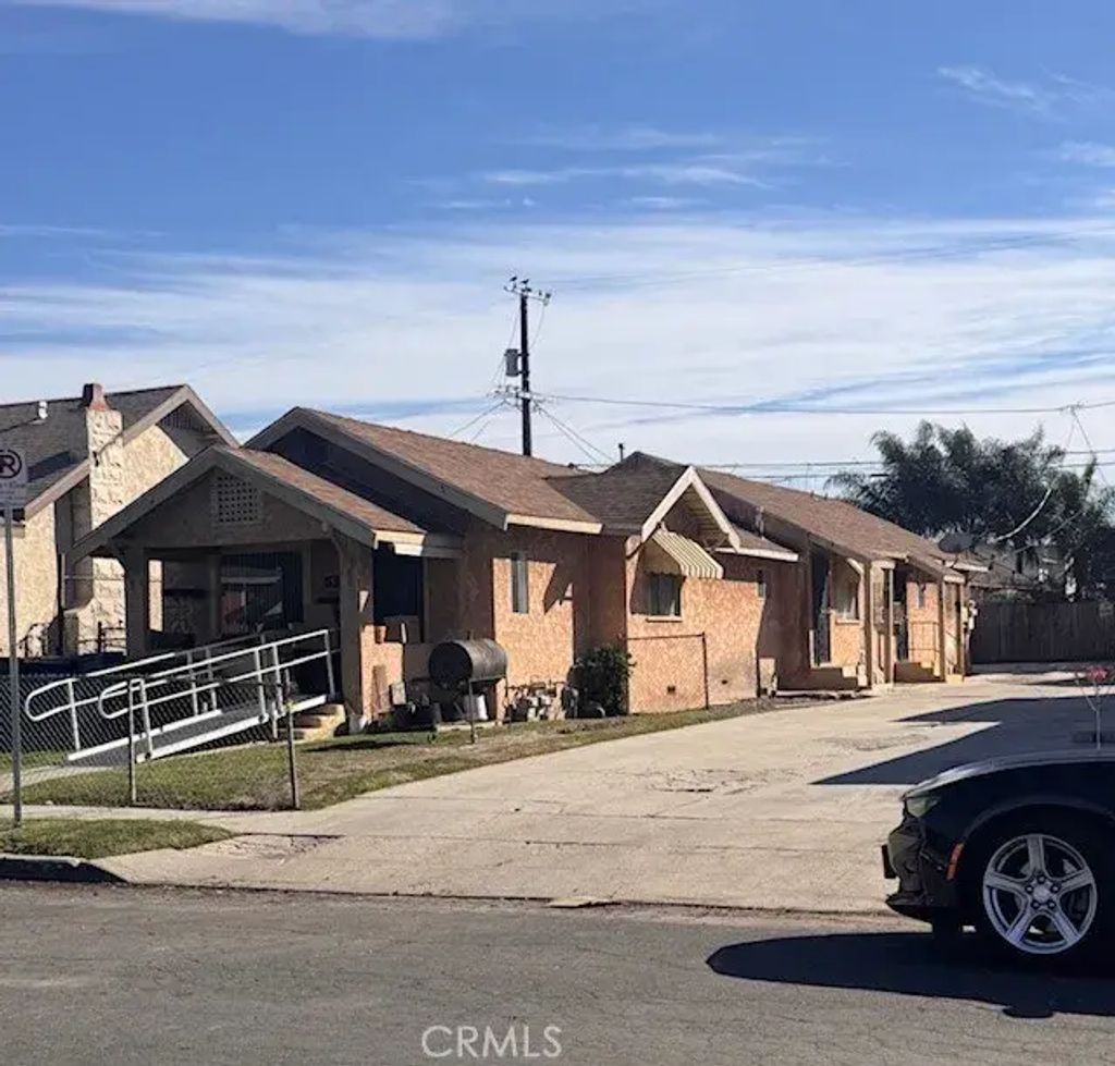 156 W 84th, Los Angeles