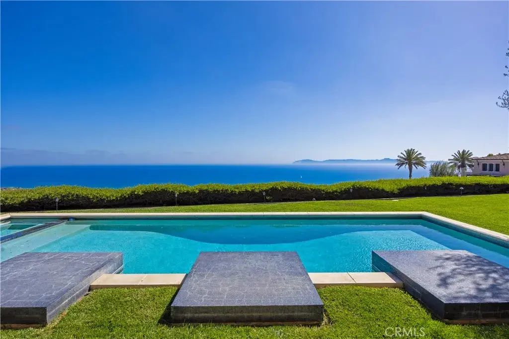 23 Pelican Vista Dr, Newport Coast