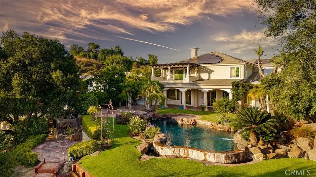 21004 Mendenhall Ct, Topanga