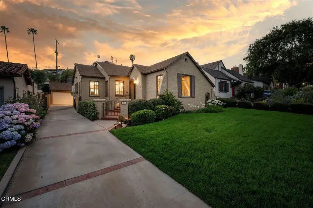 1331 Carmen, Glendale