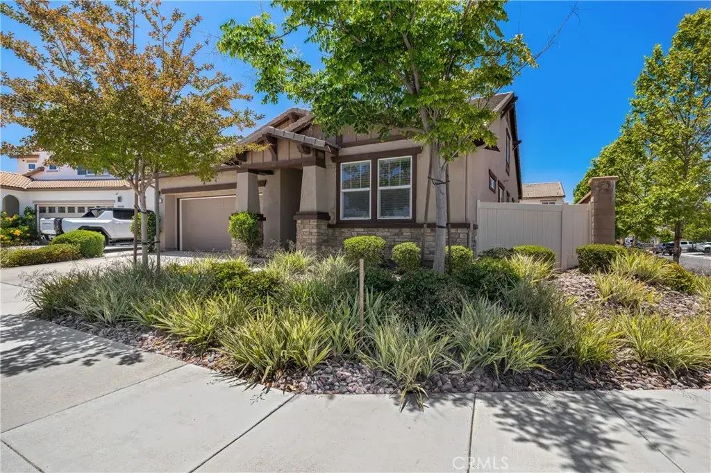 24261 Pistachio Street, Murrieta