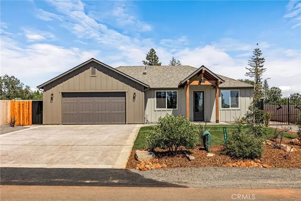 5794 Copeland Road, Paradise
