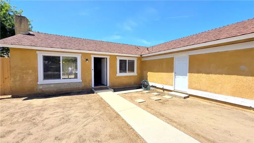 1546 Clock Avenue, Redlands
