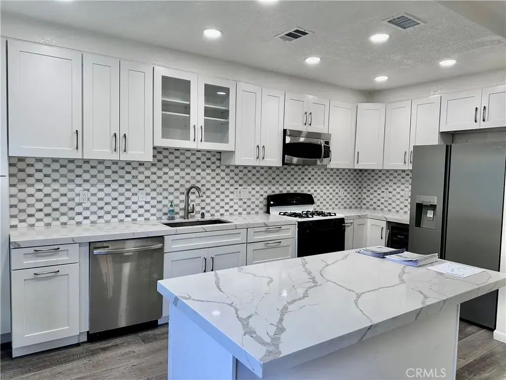 204 Greenmoor, Irvine
