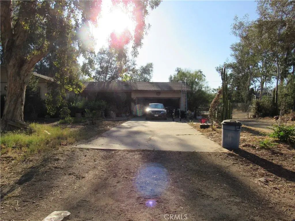 22114 Rae Drive, Nuevo