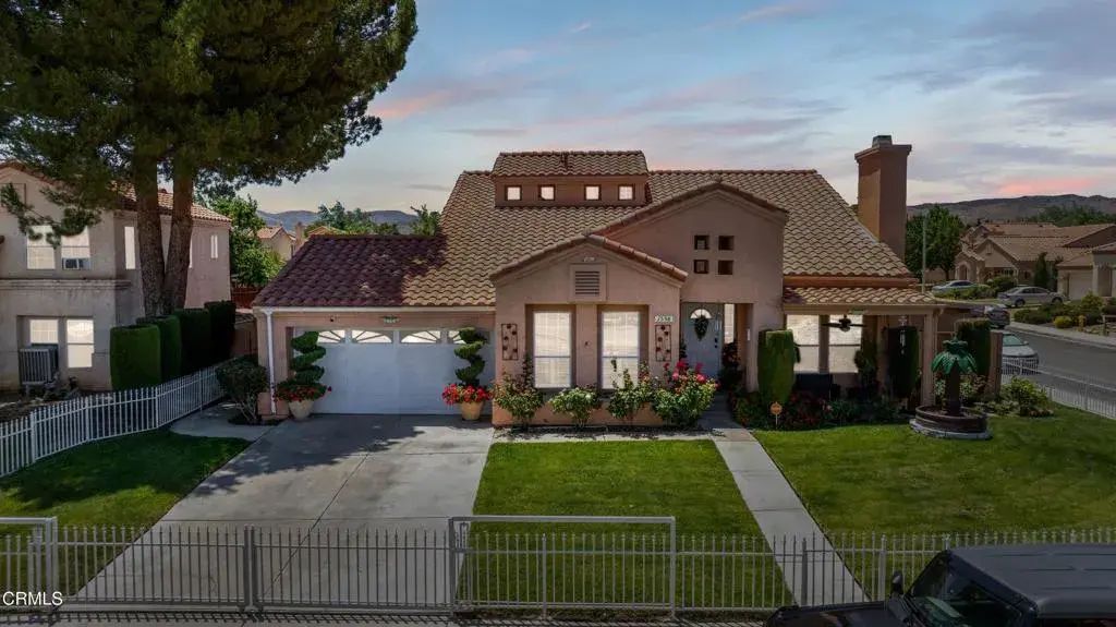 1558 E Avenue R7, Palmdale