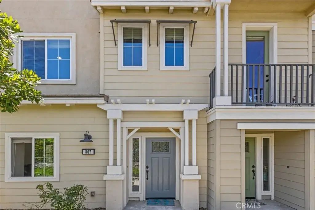 867 Seville, Pomona