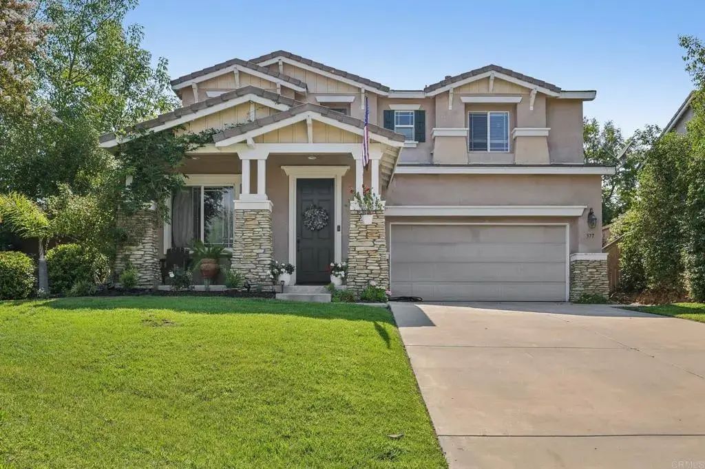 377 Natalie Way, Fallbrook