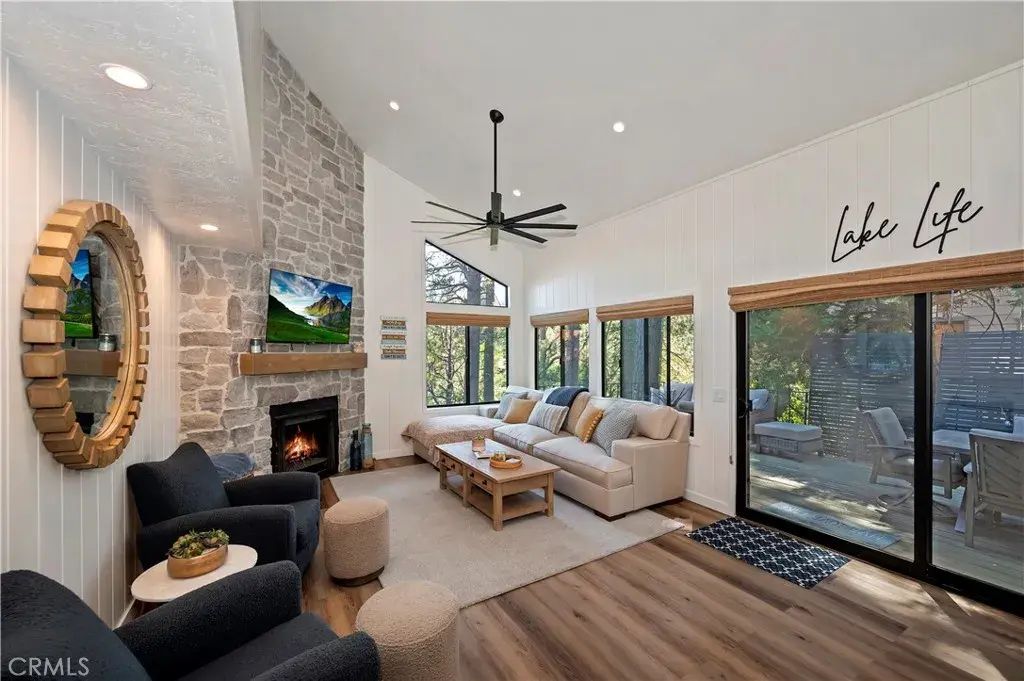 27657 Peninsula Dr. #135, Lake Arrowhead