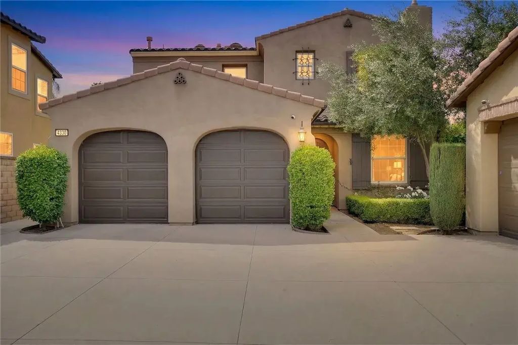 4330 Altivo Lane, Corona