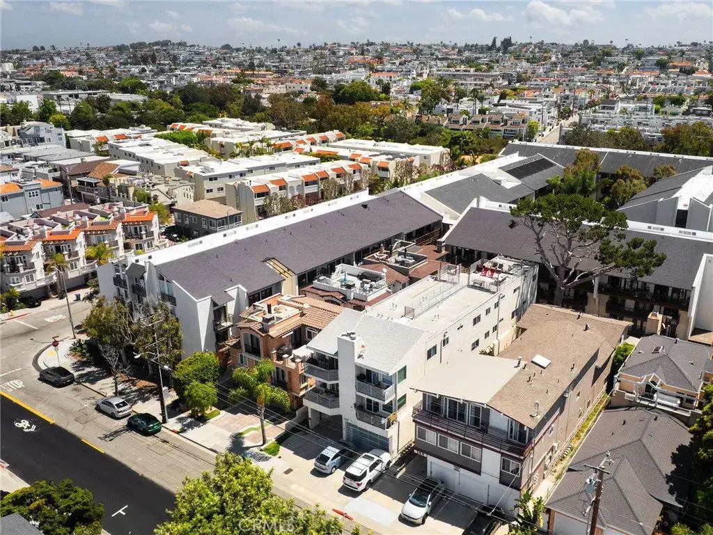 148 Monterey Boulevard, Hermosa Beach