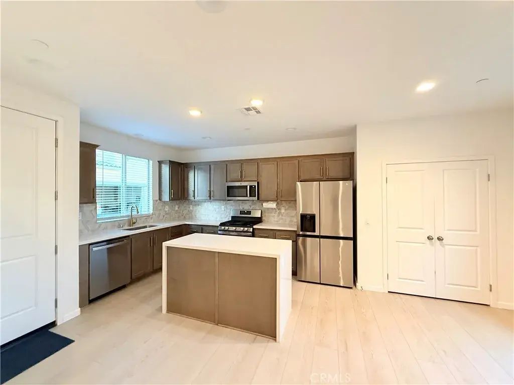 29502 Marx Way, Winchester