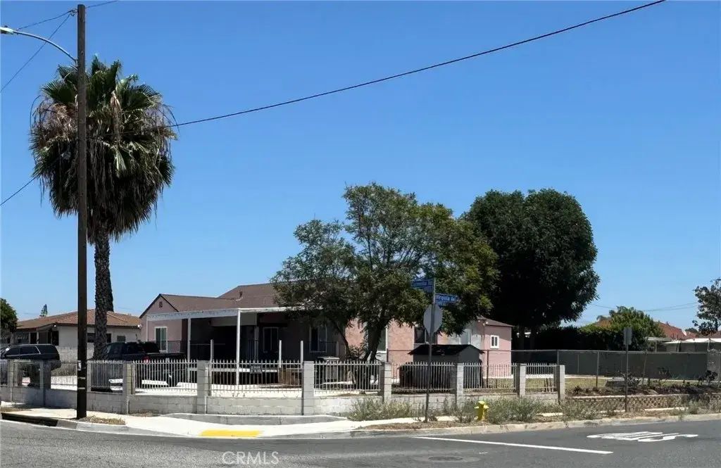 11124 Carmenita, Whittier