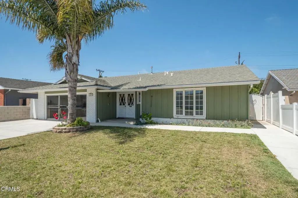 2207 Mariposa Street, Oxnard