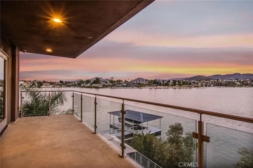 29743 Buggywhip Court, Canyon Lake