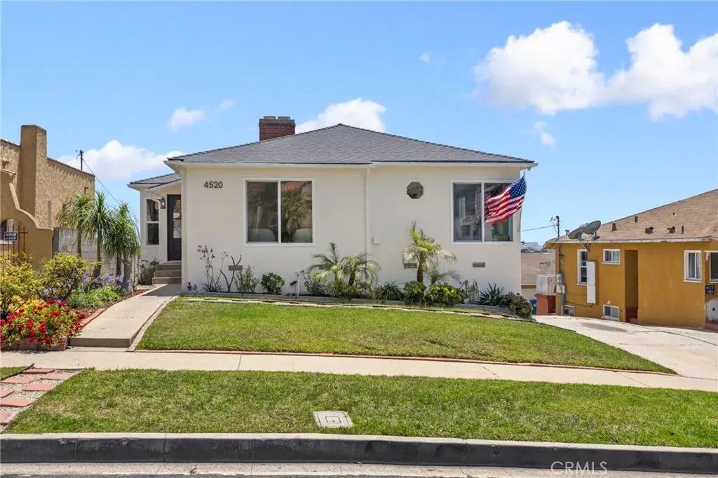 4520 W 64th, Inglewood