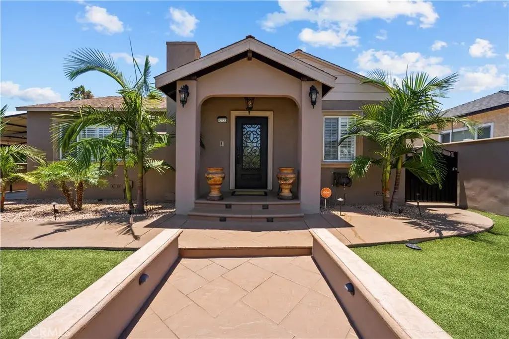 12730 Lorne Street, North Hollywood