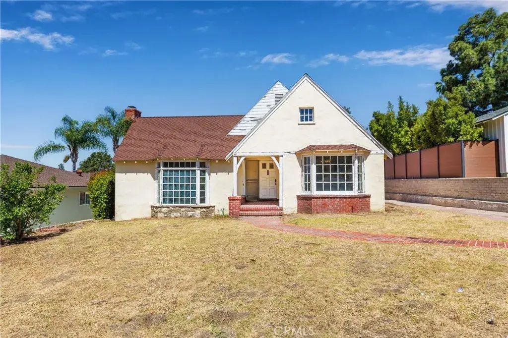 1645 Allen Avenue, Glendale