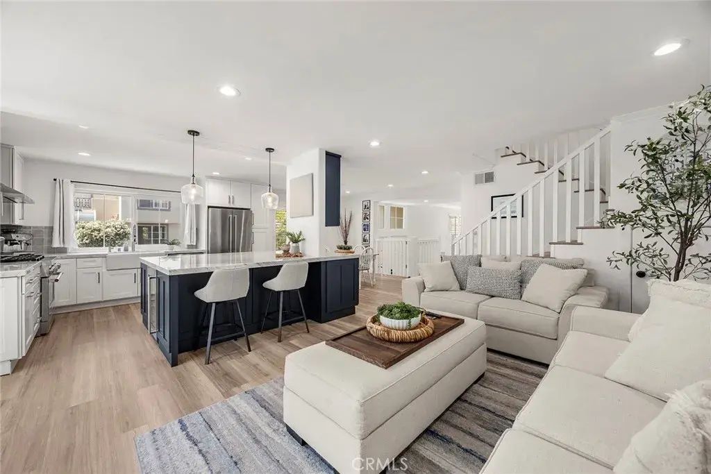 19256 Seabrook Lane, Huntington Beach