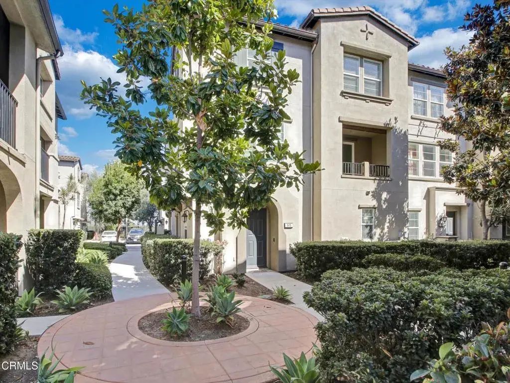 945 Acacia Lane, Montebello