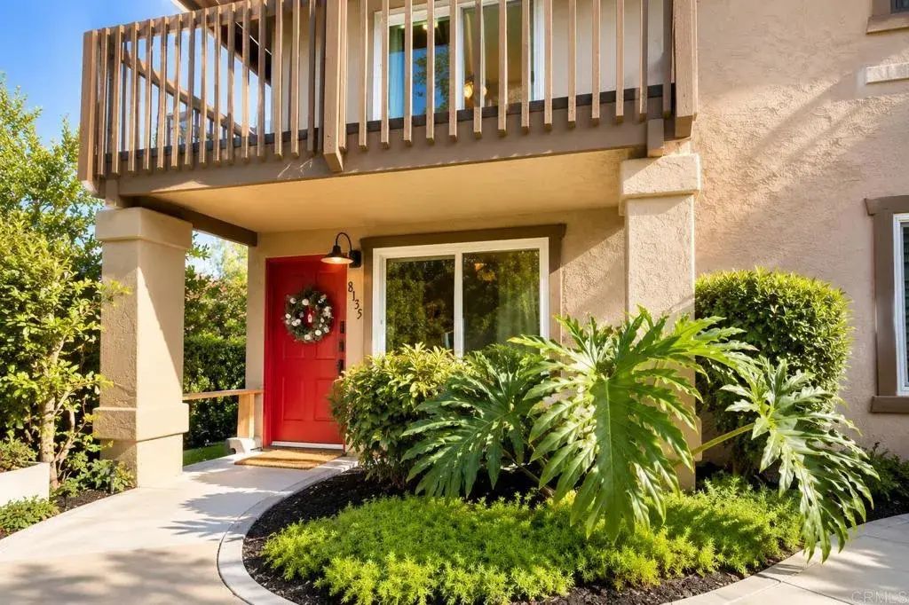 8135 Calle Fanita, Santee