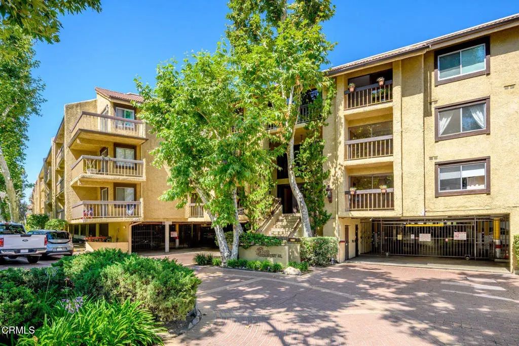 3481 Stancrest Drive 335, Glendale
