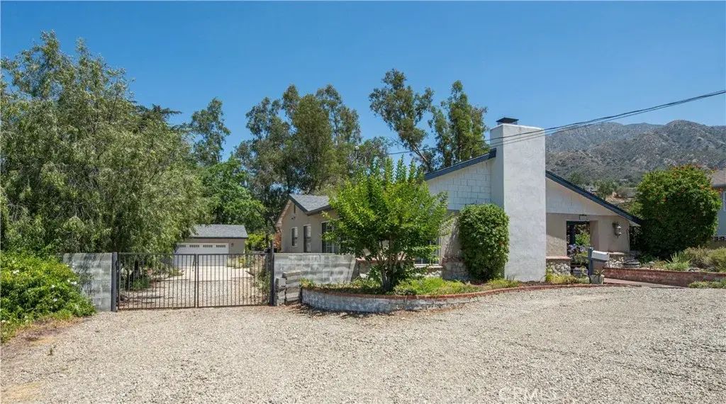 7315 Hillrose Street, Tujunga