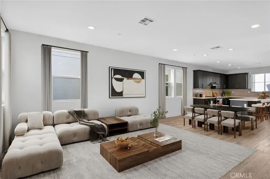 10881 Scottsbluff, Stanton