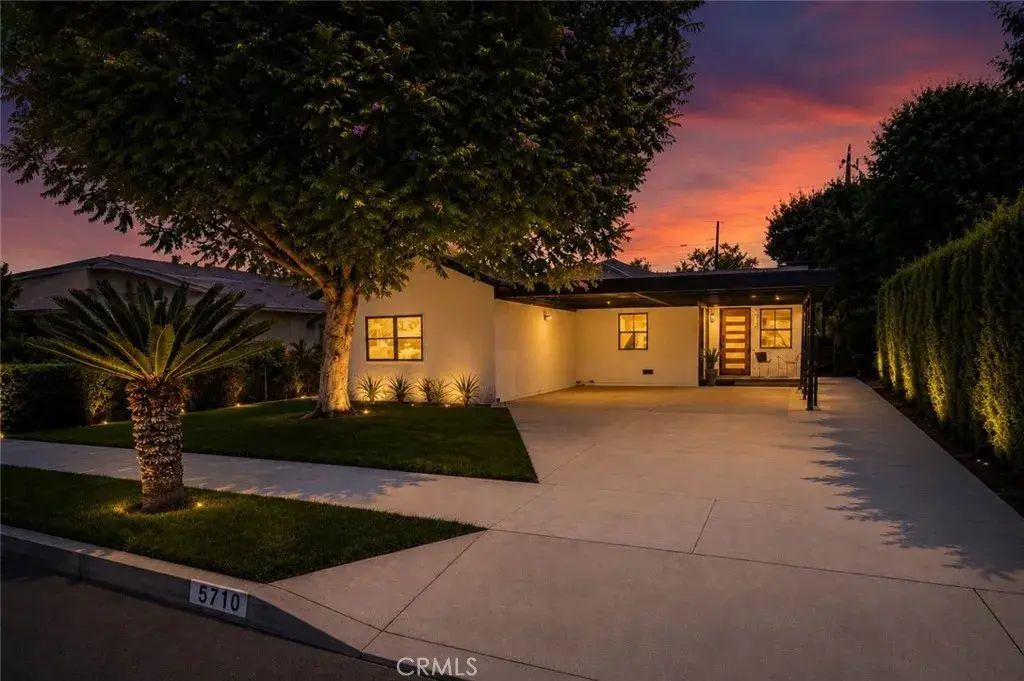 5710 Wilbur, Tarzana