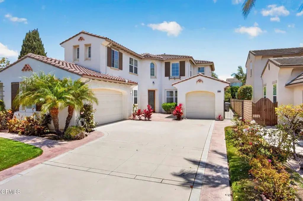 2096 Mission Hills Drive, Oxnard