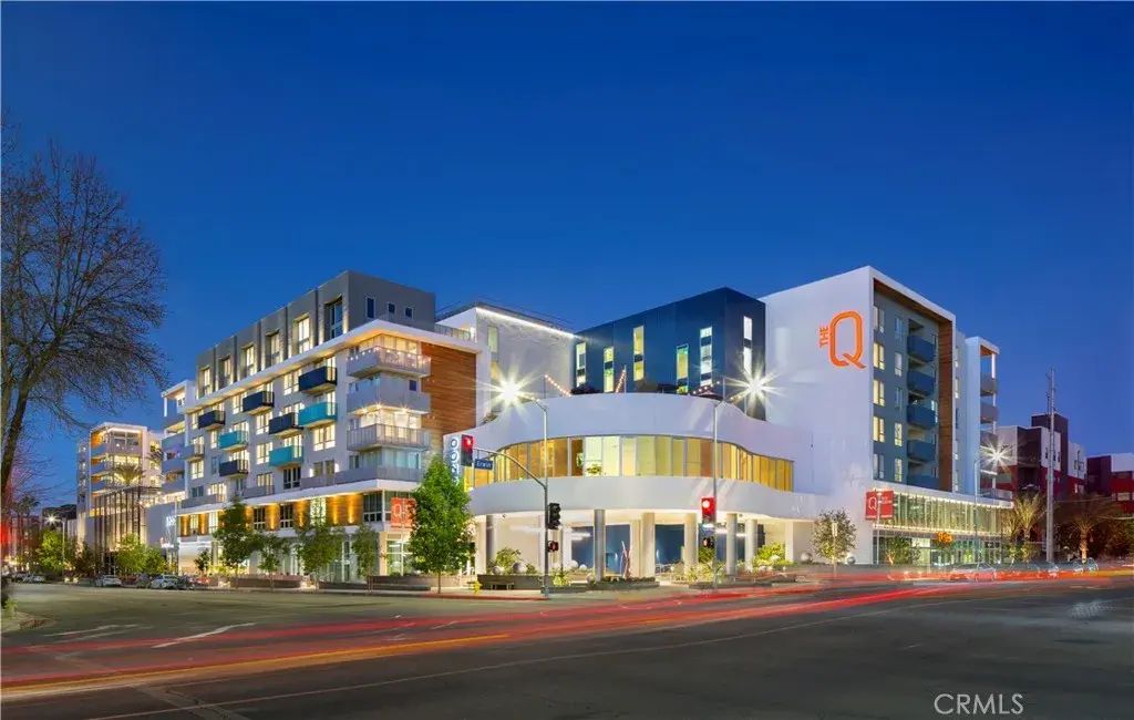 6200 Variel Avenue 342, Woodland Hills