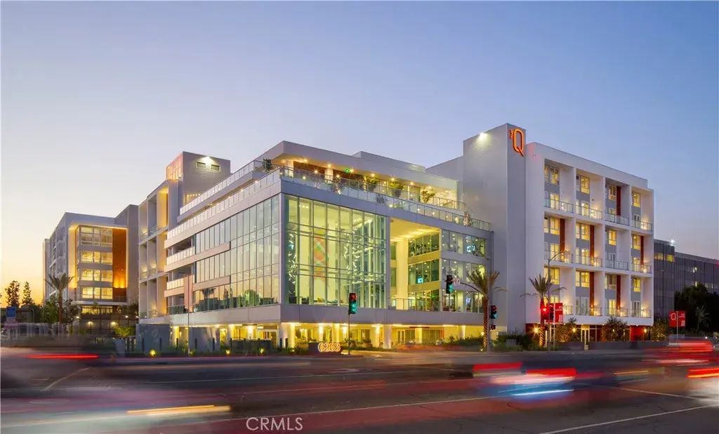 6263 Topanga Canyon Boulevard 346, Woodland Hills