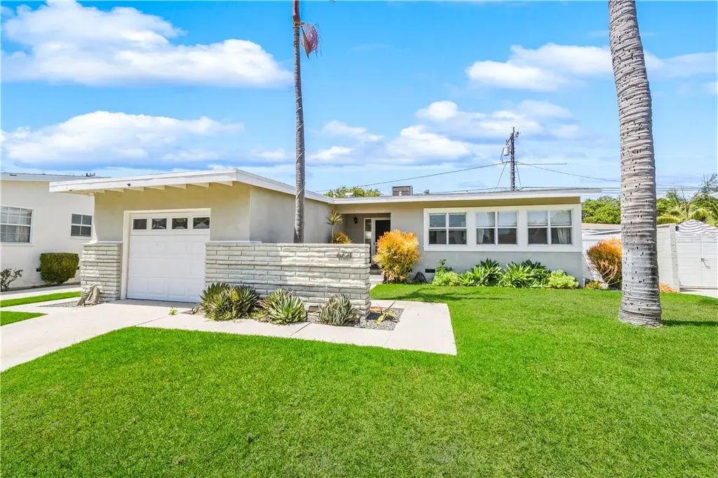 6721 E La Marimba, Long Beach