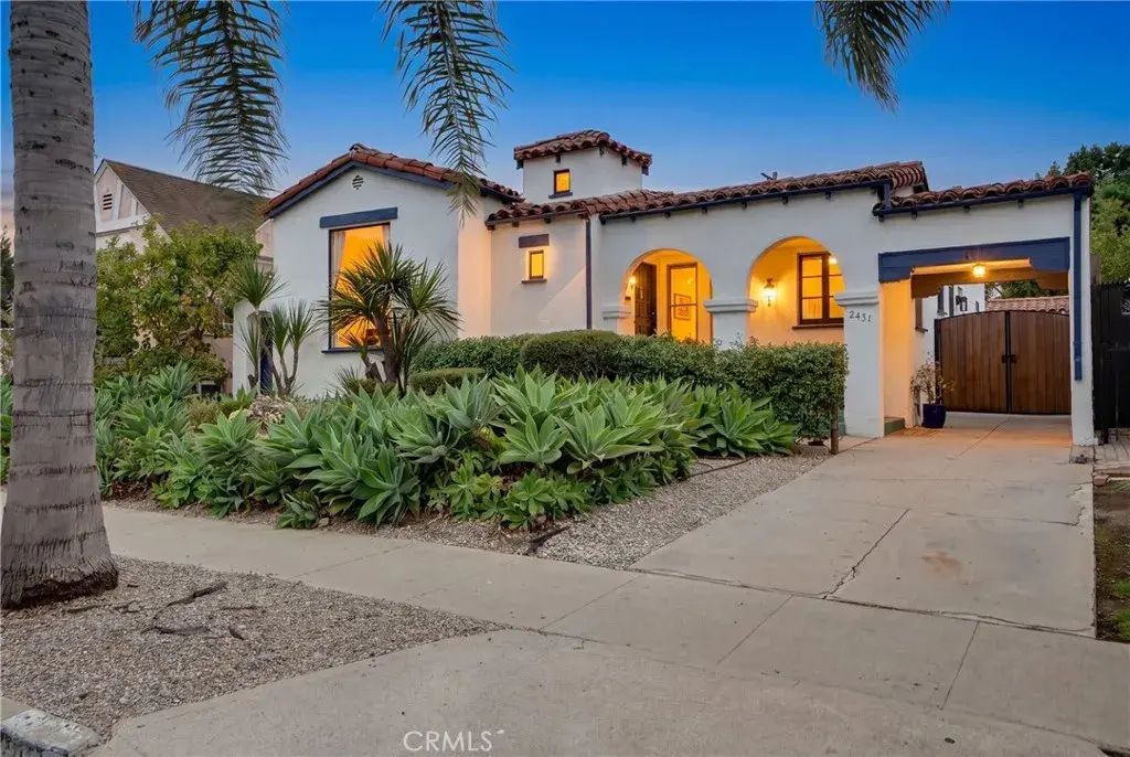2431 S Holt, Los Angeles