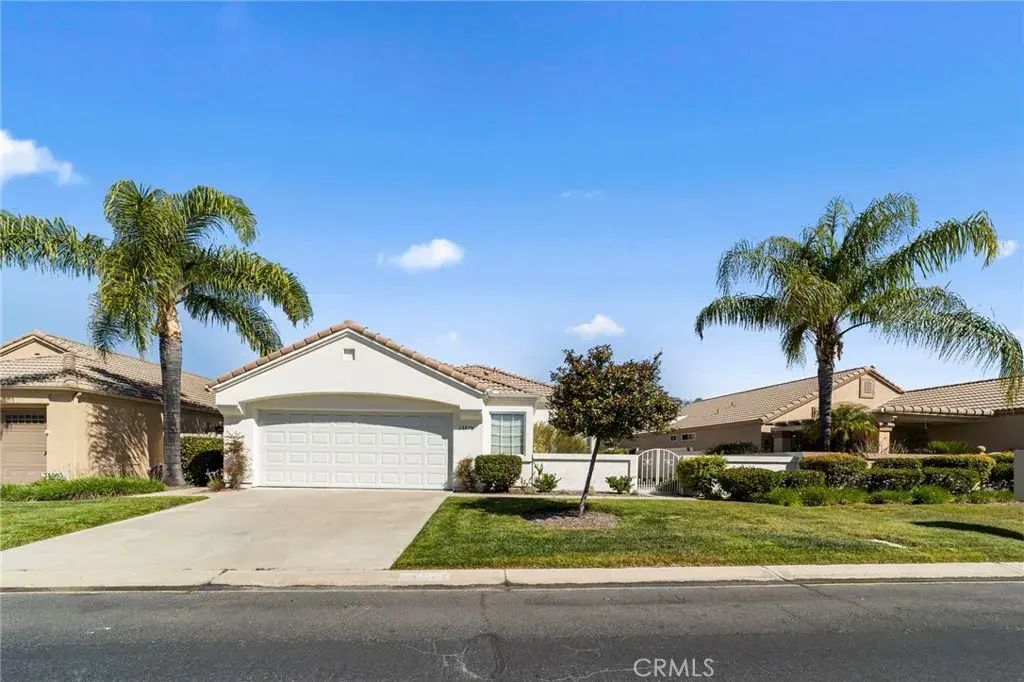 23978 Via Pamilla, Murrieta