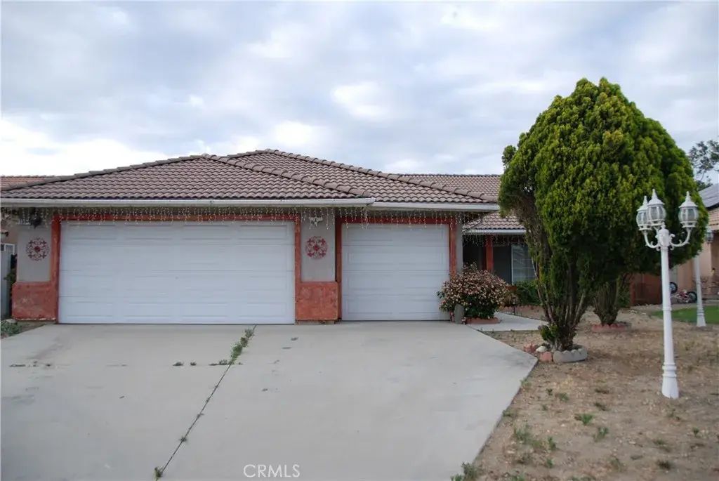 15144 Macadamia Court, Fontana