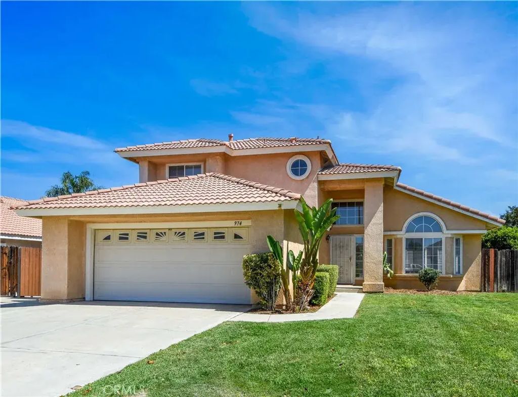 974 Peridot, Hemet