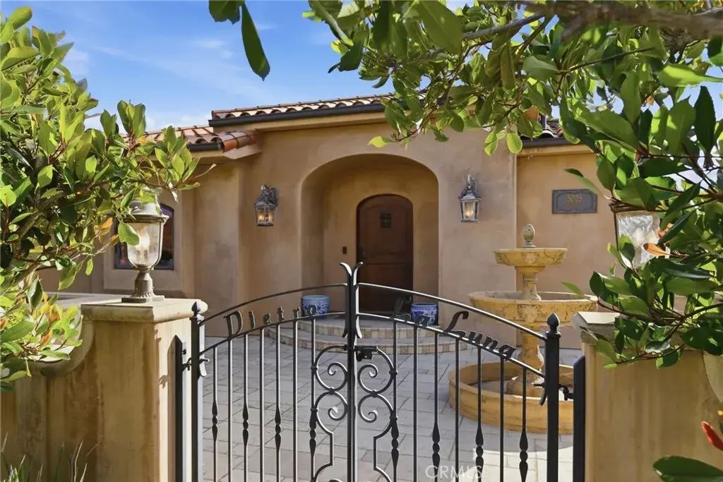 5005 Whitehall, Cambria