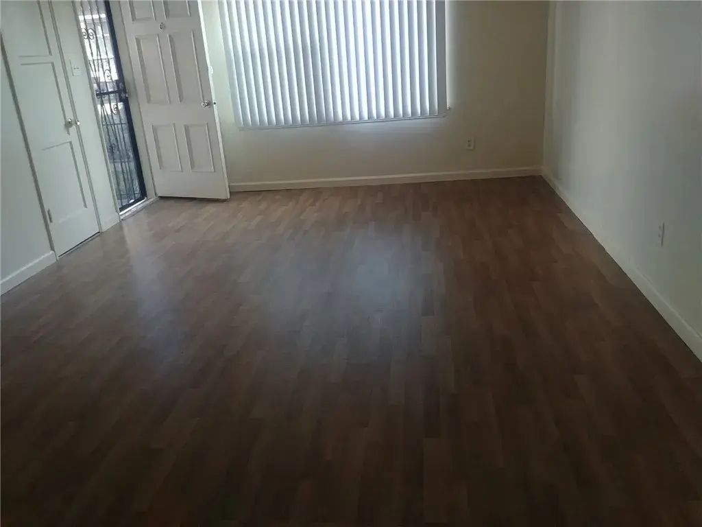 7011 Mountain View, Huntington Park