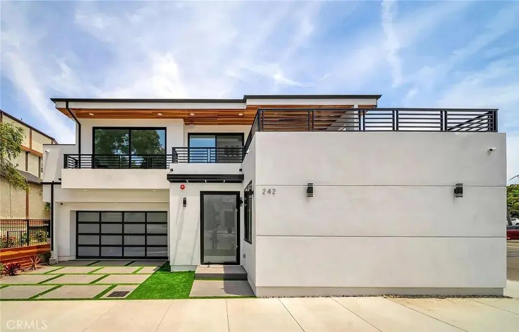 242 S Broadway, Redondo Beach