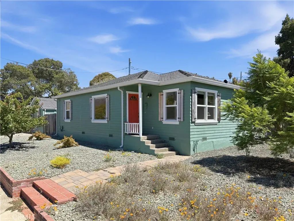 32 Rafael, San Luis Obispo