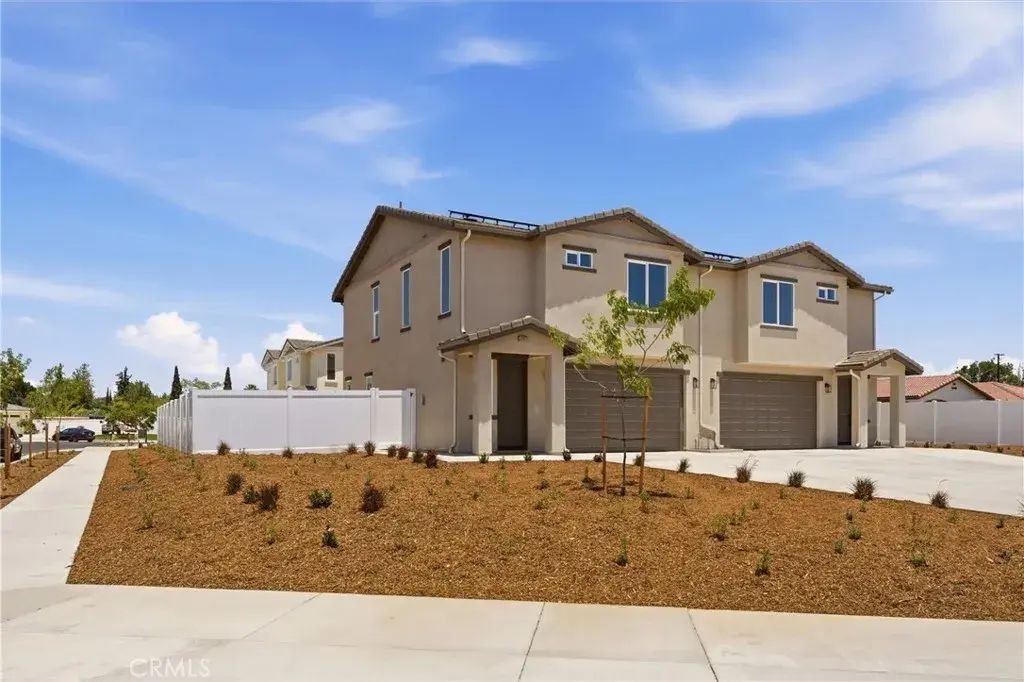 10665 Alborz Ct., Riverside