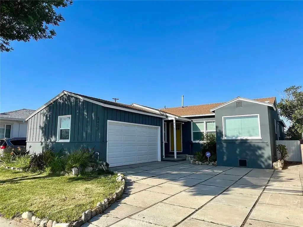 5427 W 135th Street, Hawthorne