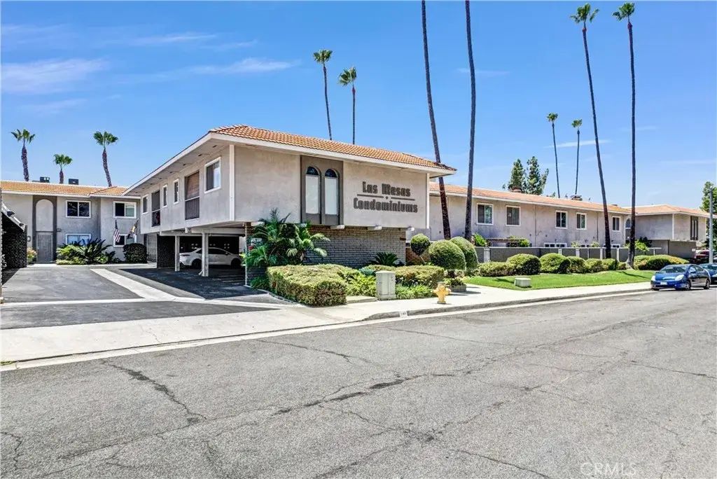 1040 Central 21, Riverside