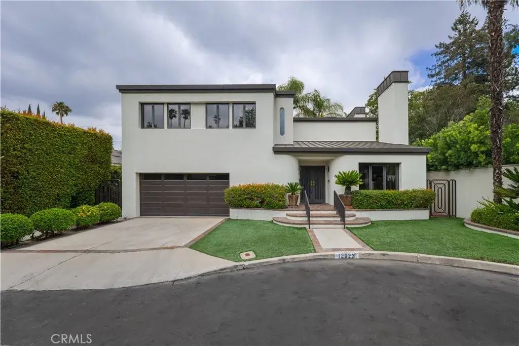 12023 Laurel Lane, Studio City